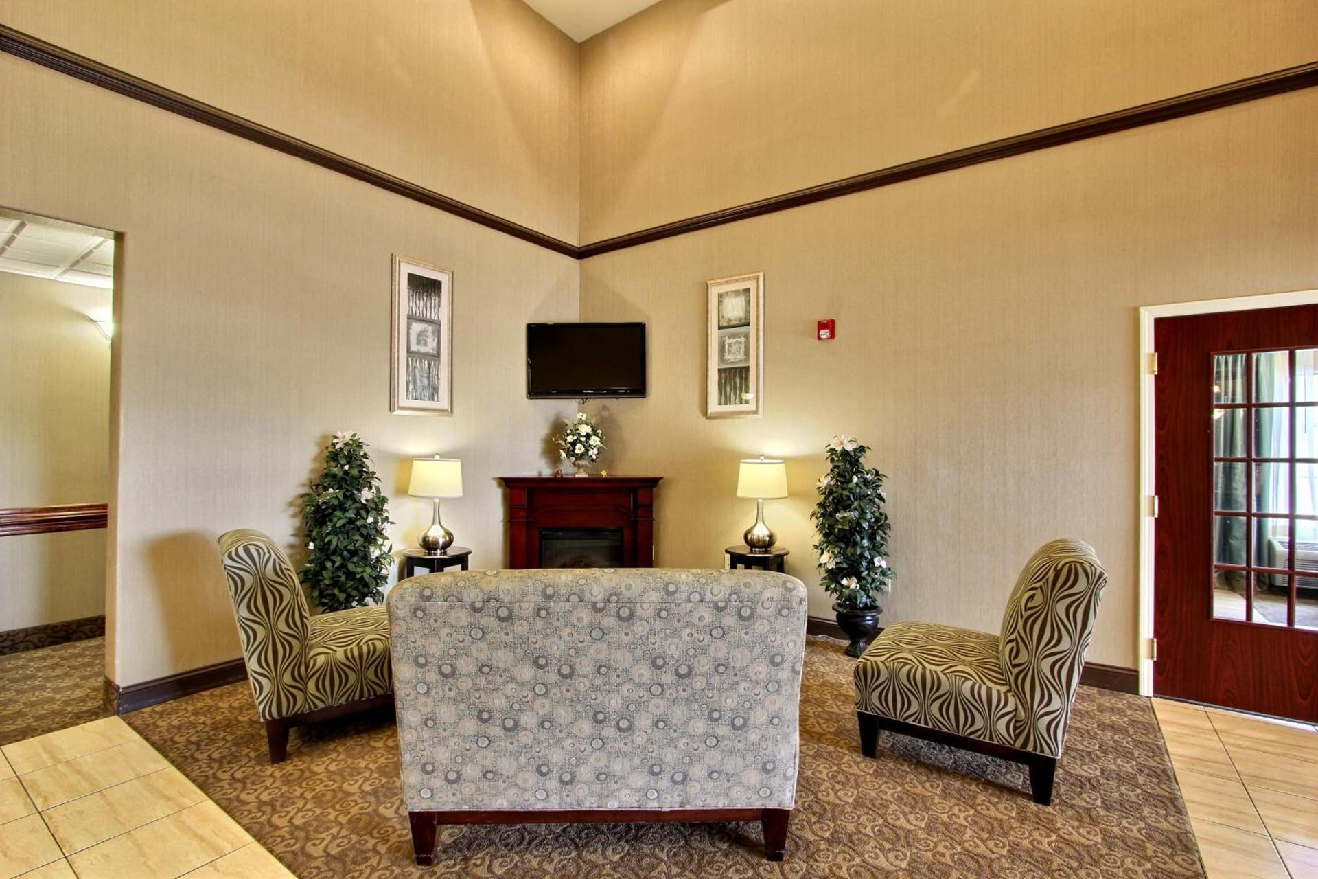 Magnolia Inn and Suites Pooler photo 15