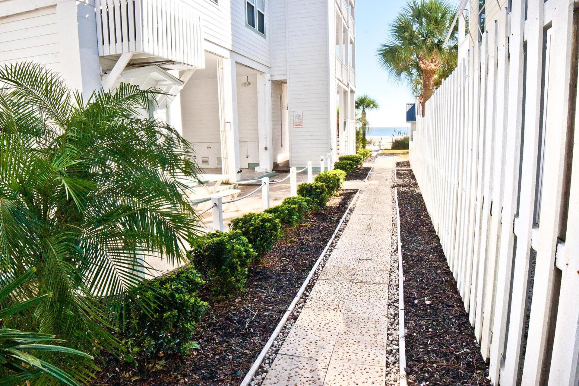 DeSoto Beach Gardens photo 24
