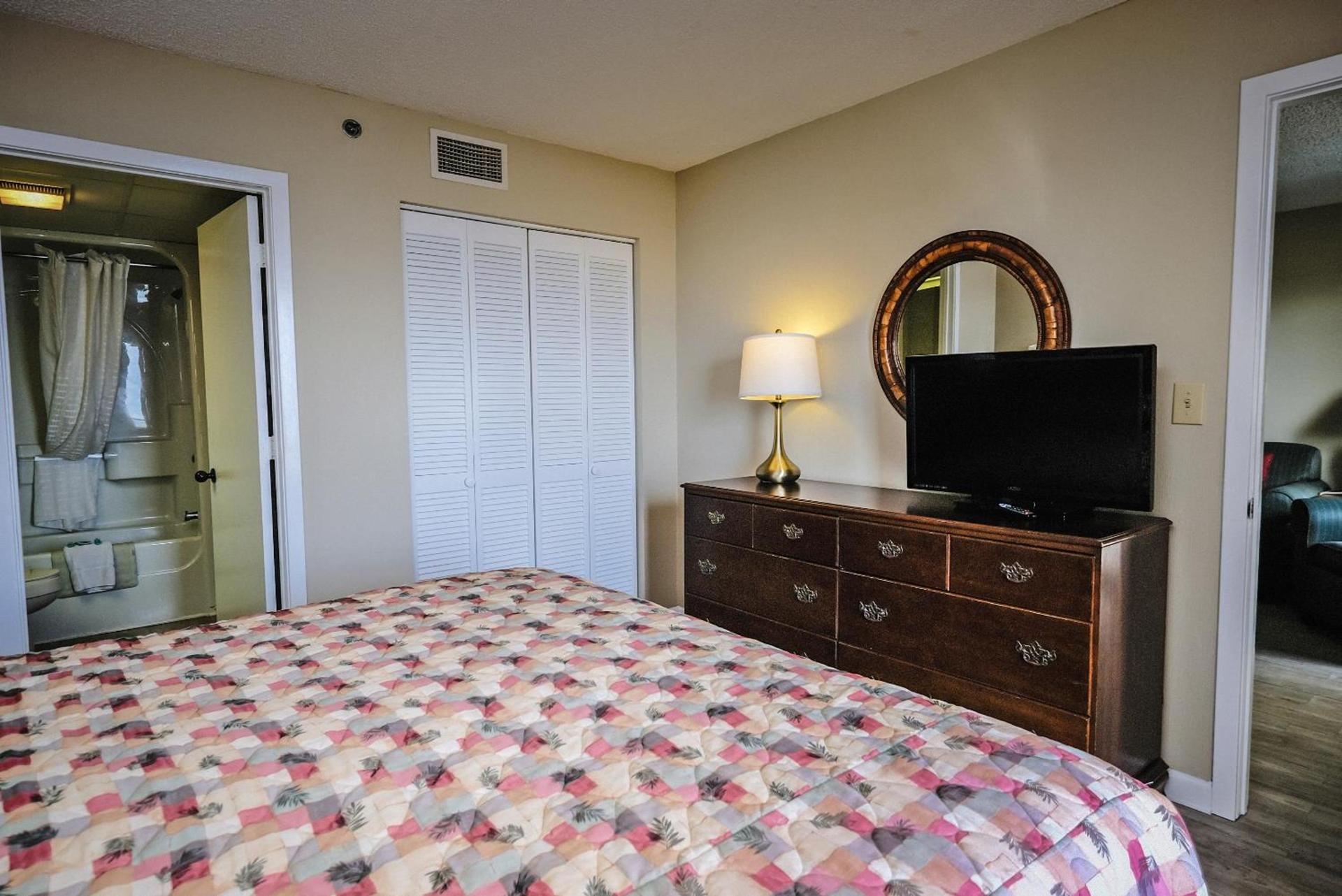 Litchfield Beach & Golf Resort photo 17