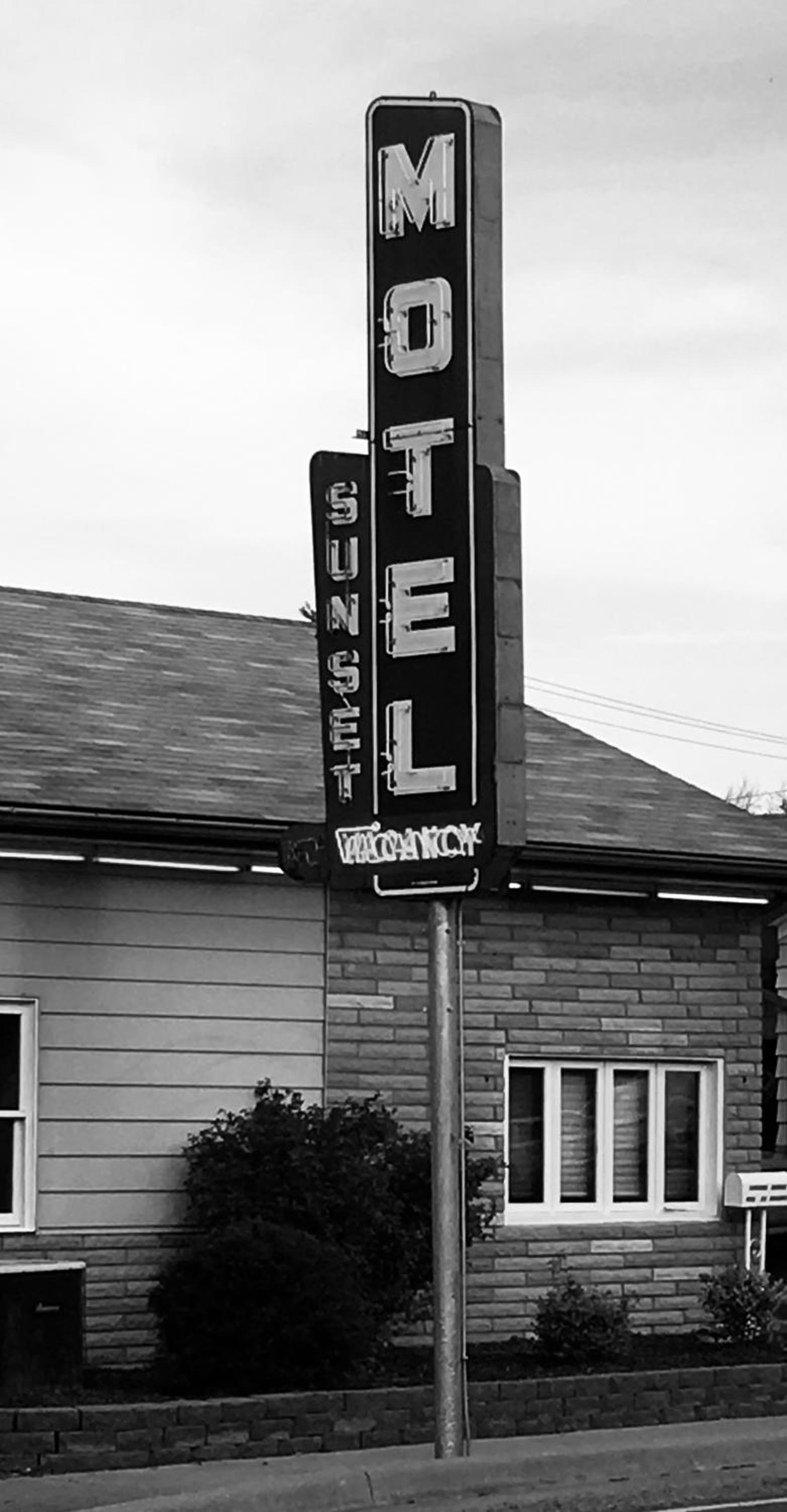 Sunset Motel photo 5