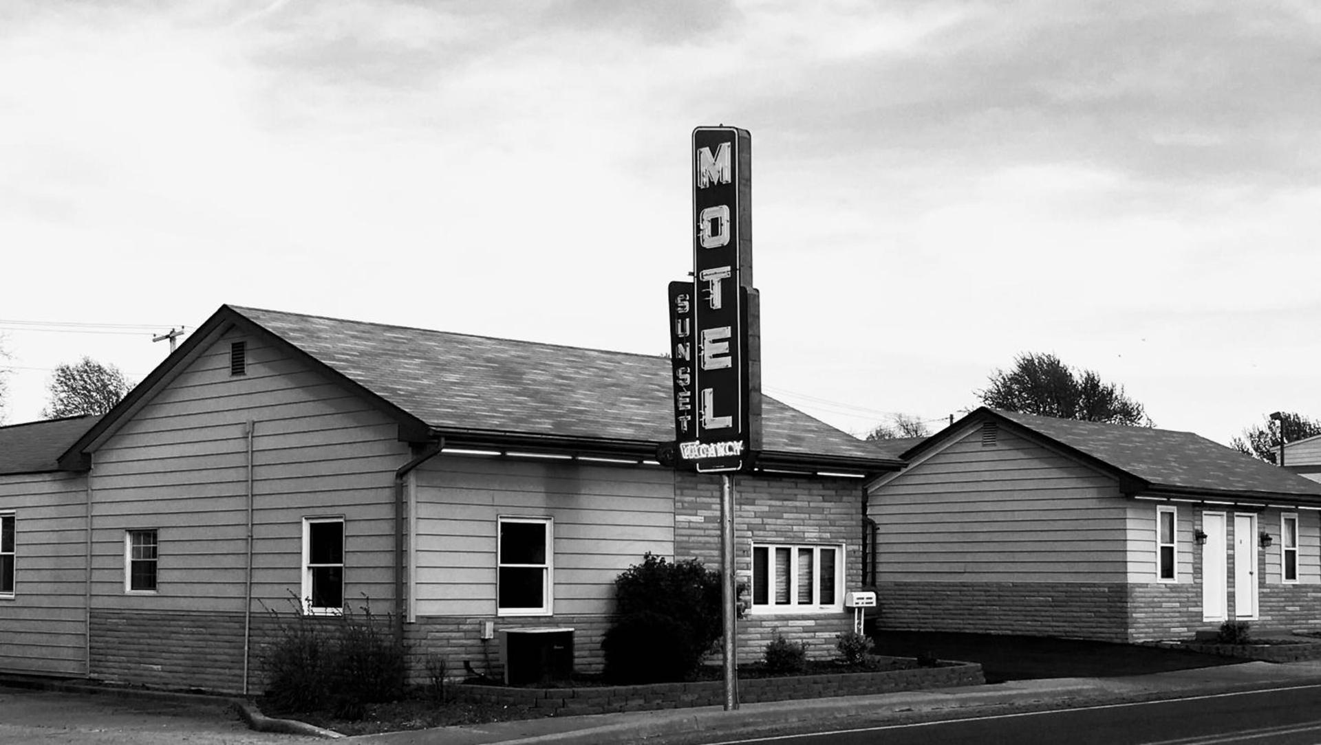 Sunset Motel photo 4