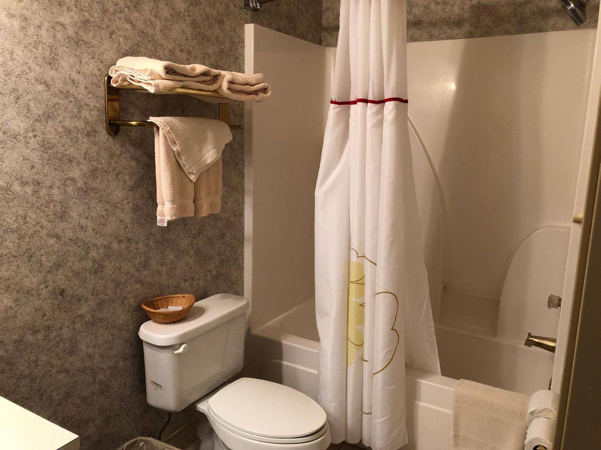 Countryside Suites Omaha photo 9