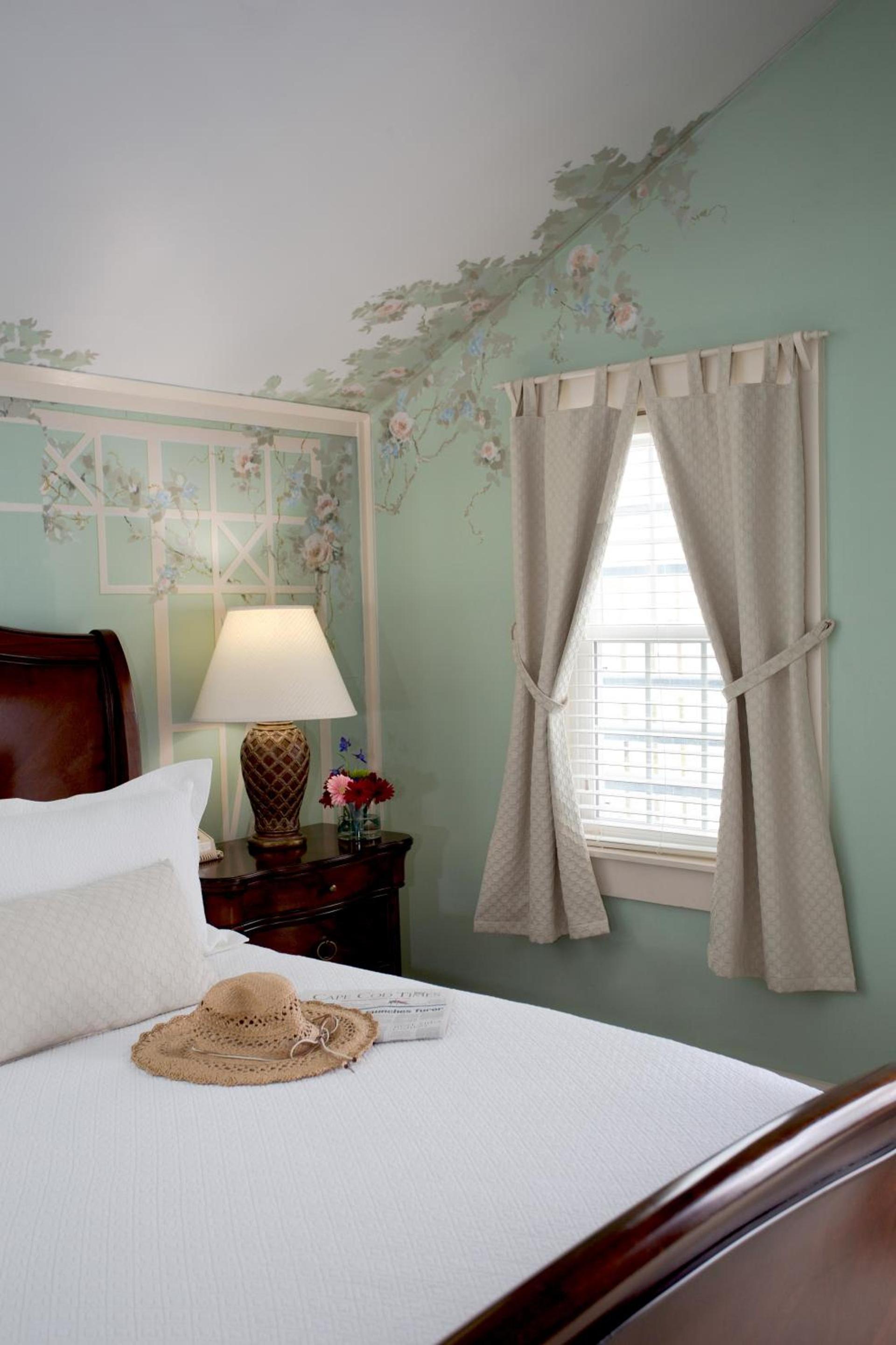 Queen Anne Inn photo 25