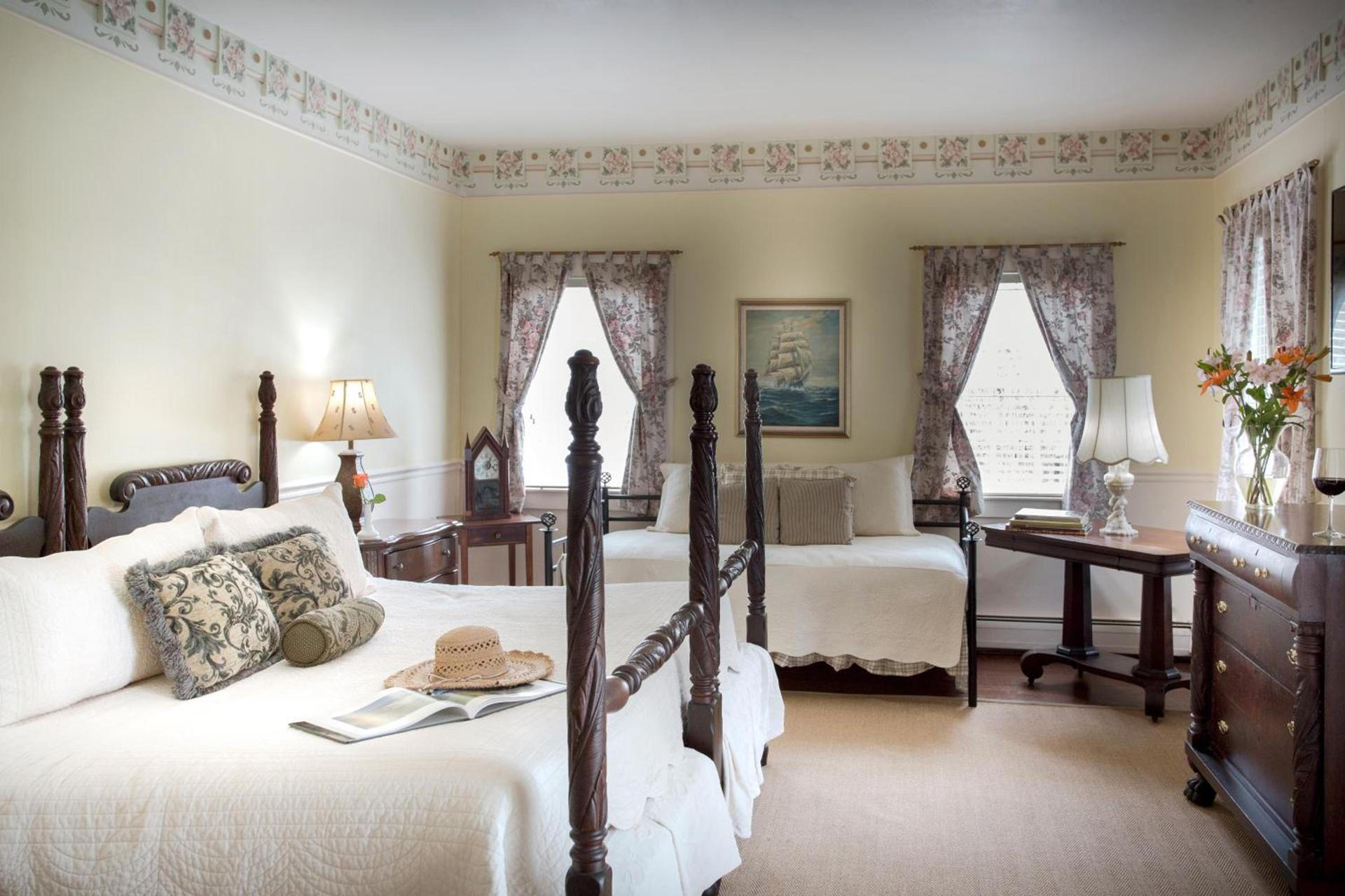 Queen Anne Inn photo 26