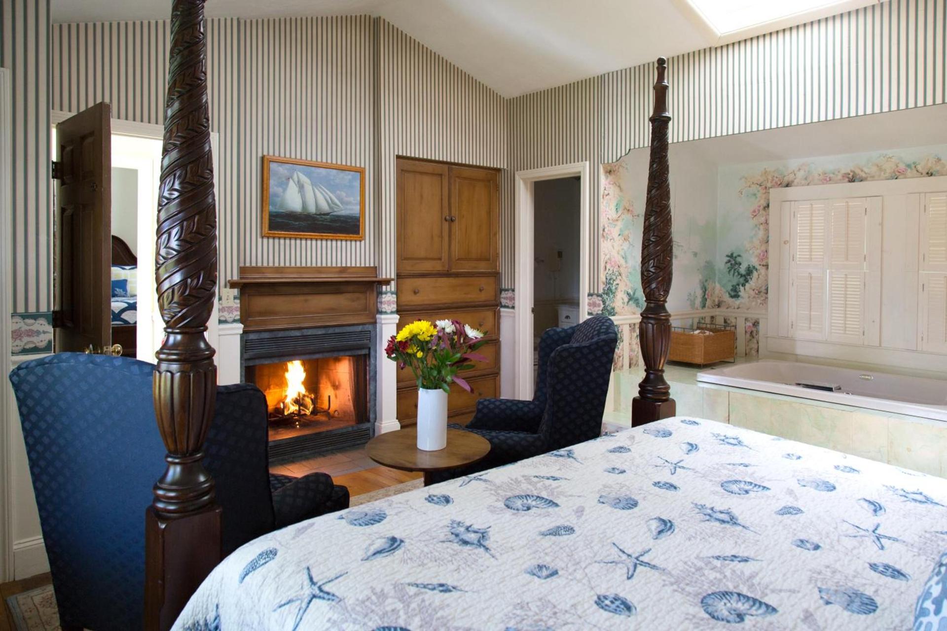 Queen Anne Inn photo 11