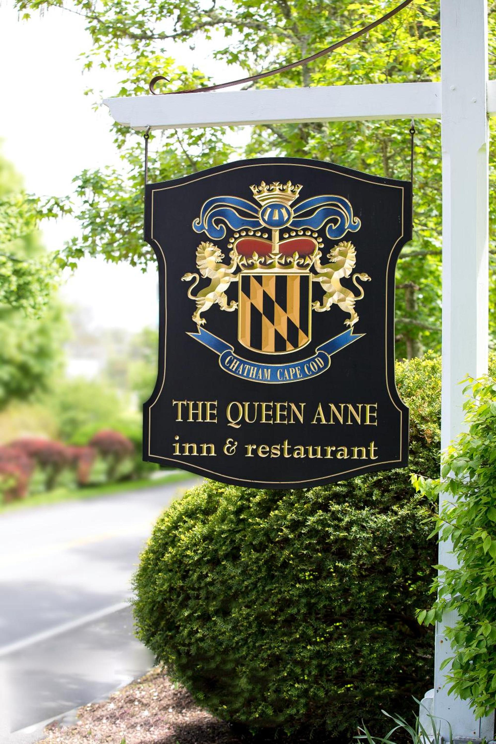 Queen Anne Inn photo 9