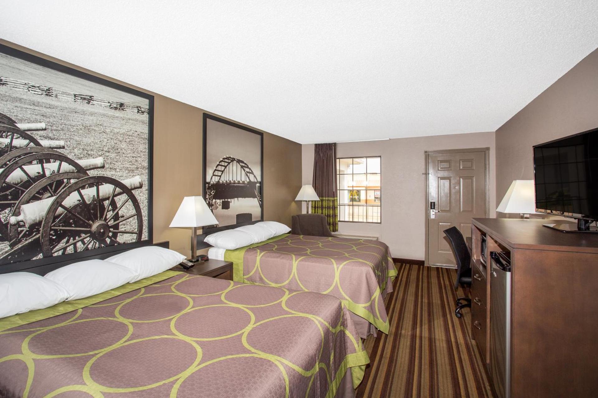 Super 8 by Wyndham Springdale AR photo 28
