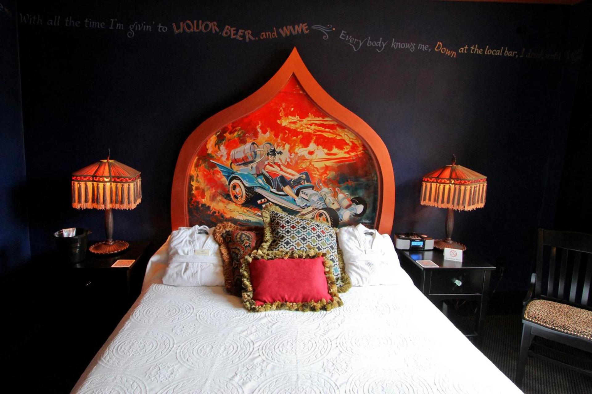 McMenamins Crystal Hotel photo 12