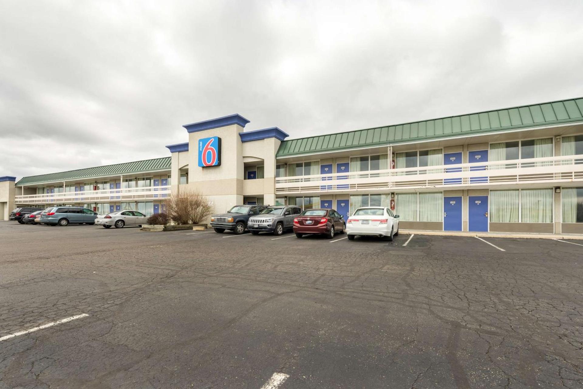 Motel 6-Troy, OH photo 2