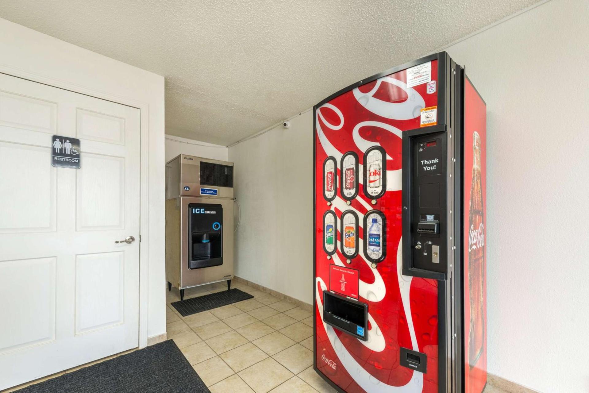 Motel 6-Troy, OH photo 8