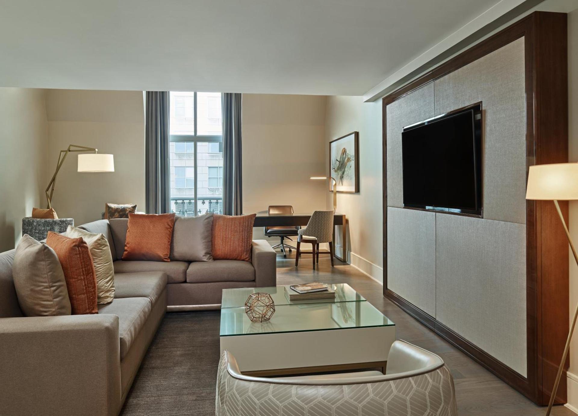Hotel Crescent Court photo 38