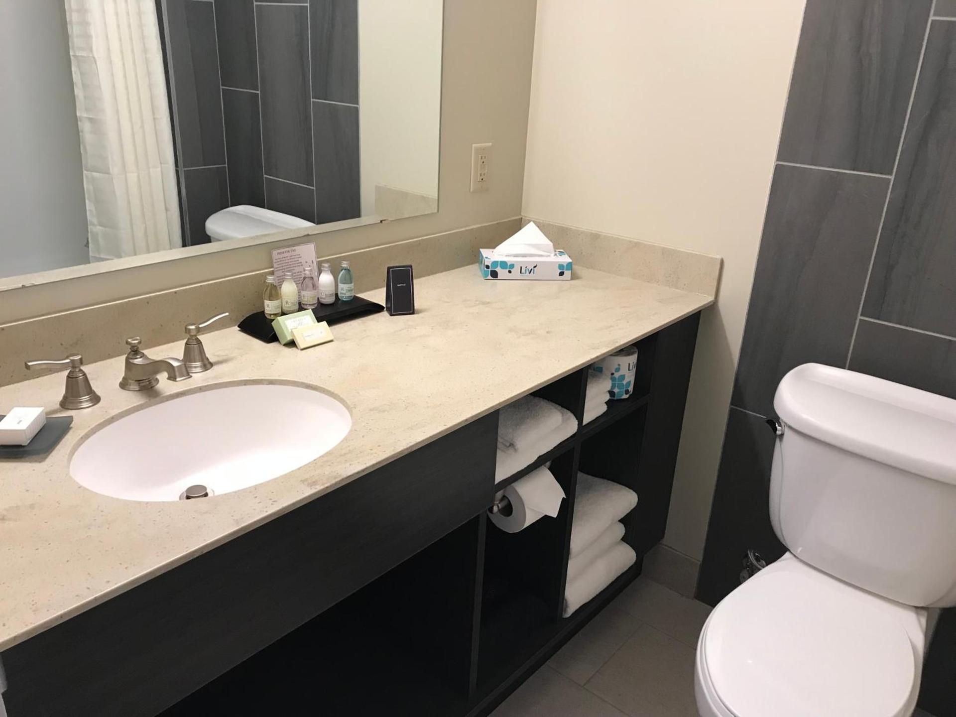 RIT Inn & Conference Center photo 28