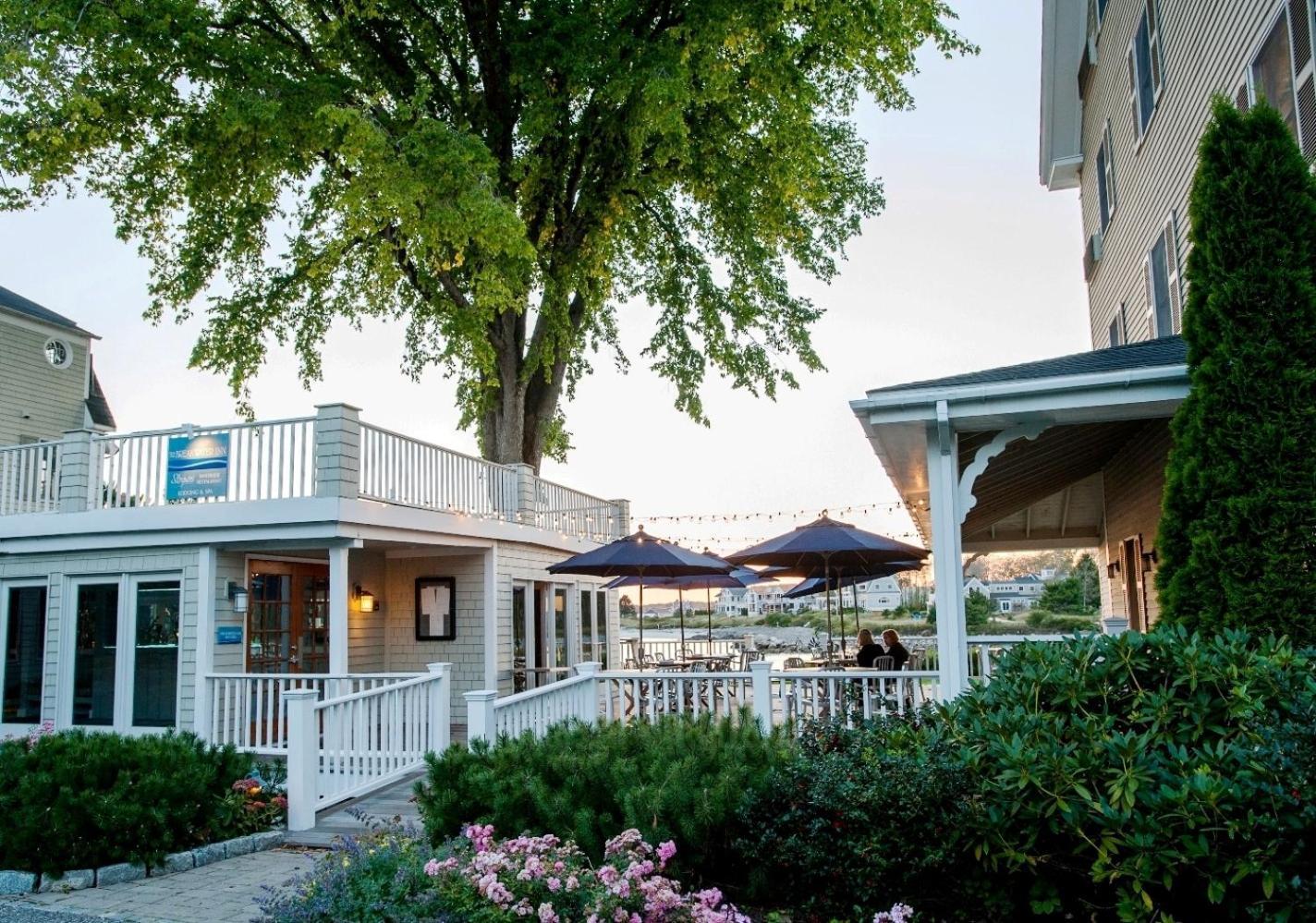 Breakwater Inn photo 49