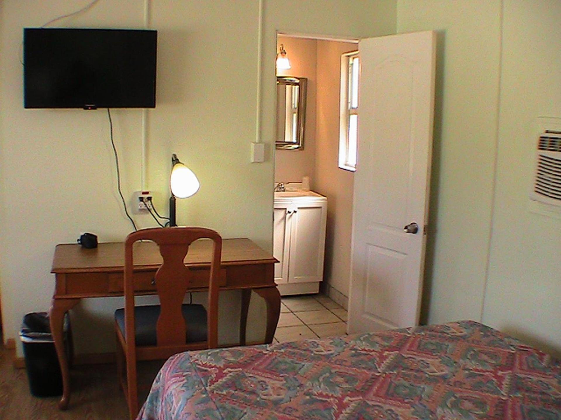 At Home Express Tangerine Inn photo 37