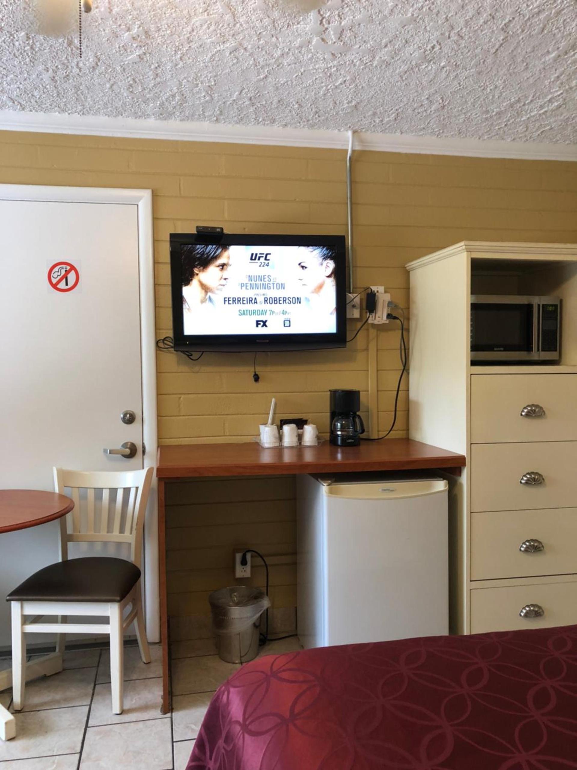 Lakeside Inn and Cafe photo 67