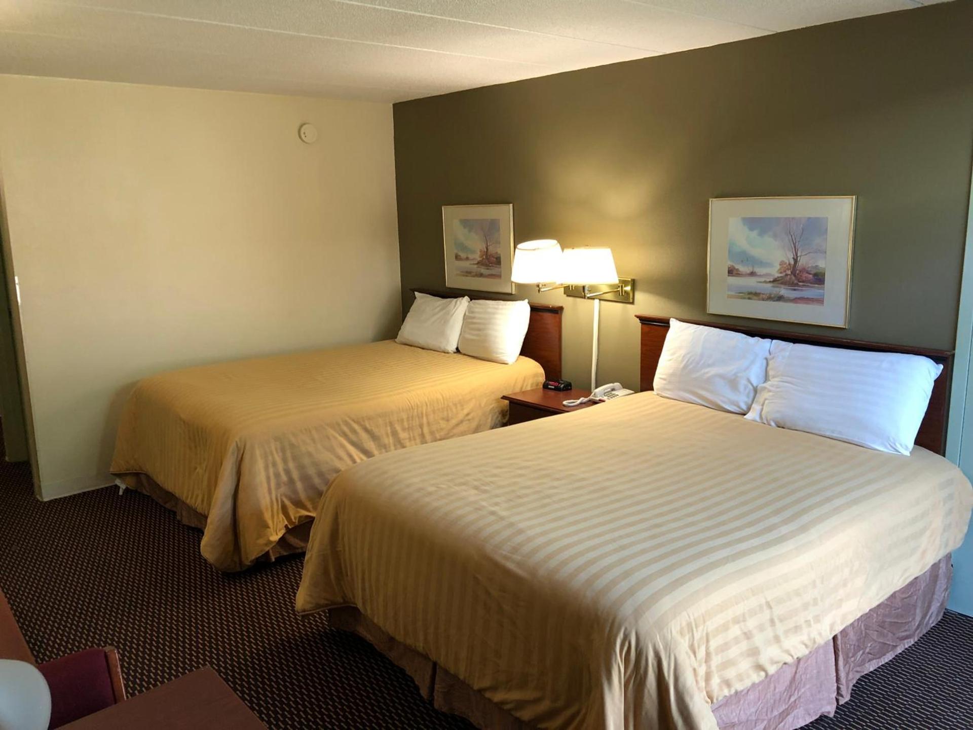 Norwood Inn & Suites Worthington photo 23