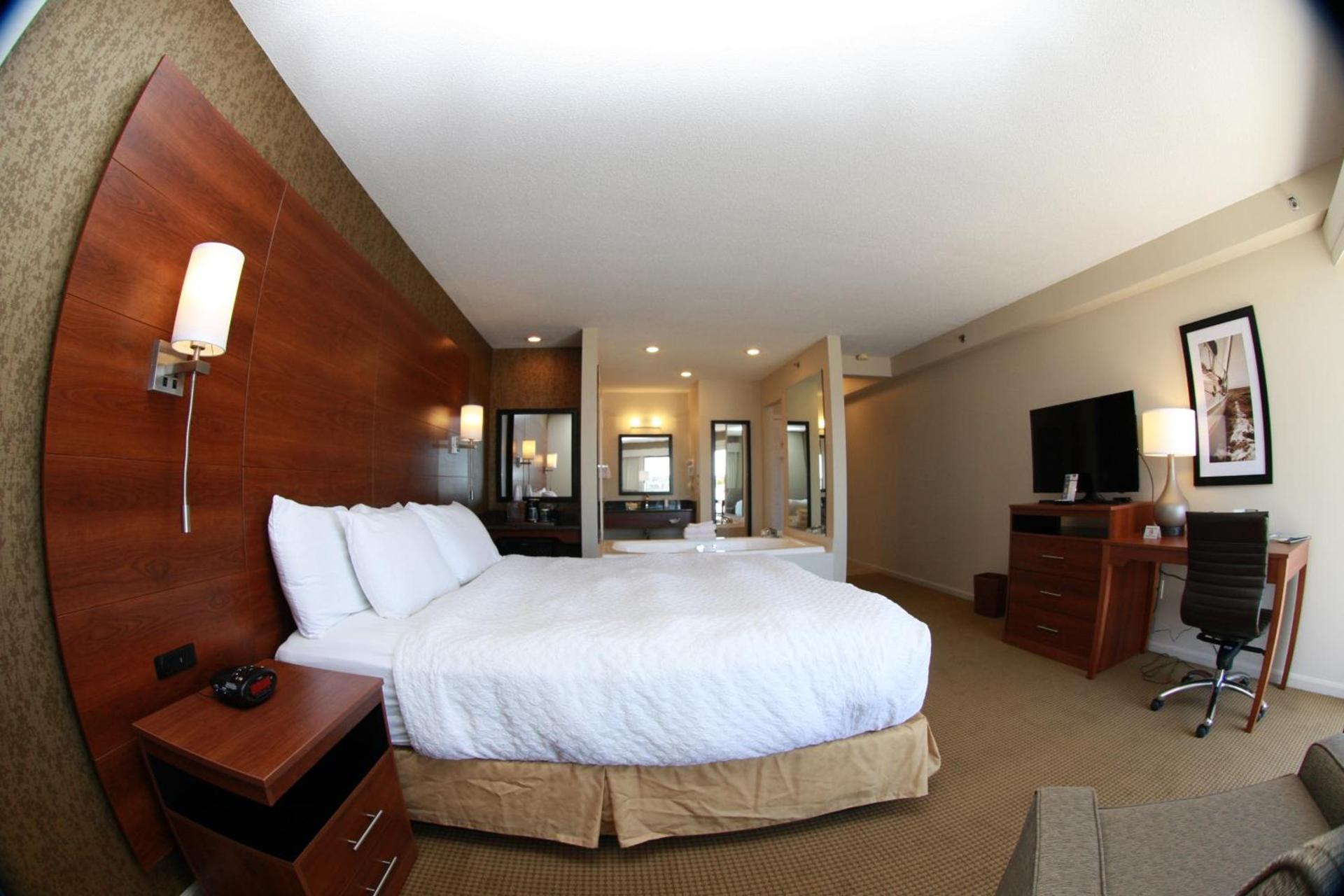 Budget Host Inn & Suites photo 11
