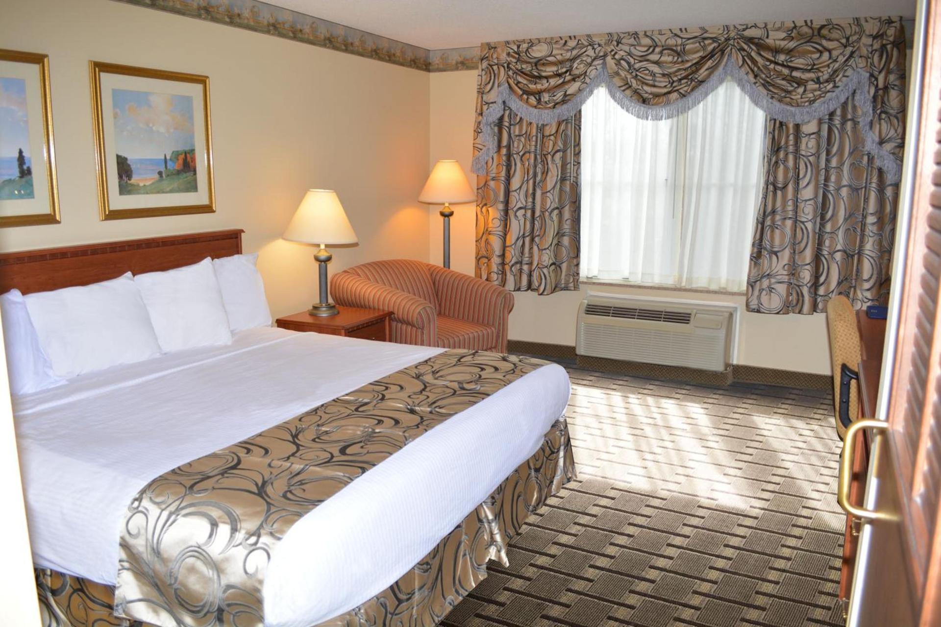 Baymont by Wyndham Waterford/Burlington WI photo 25