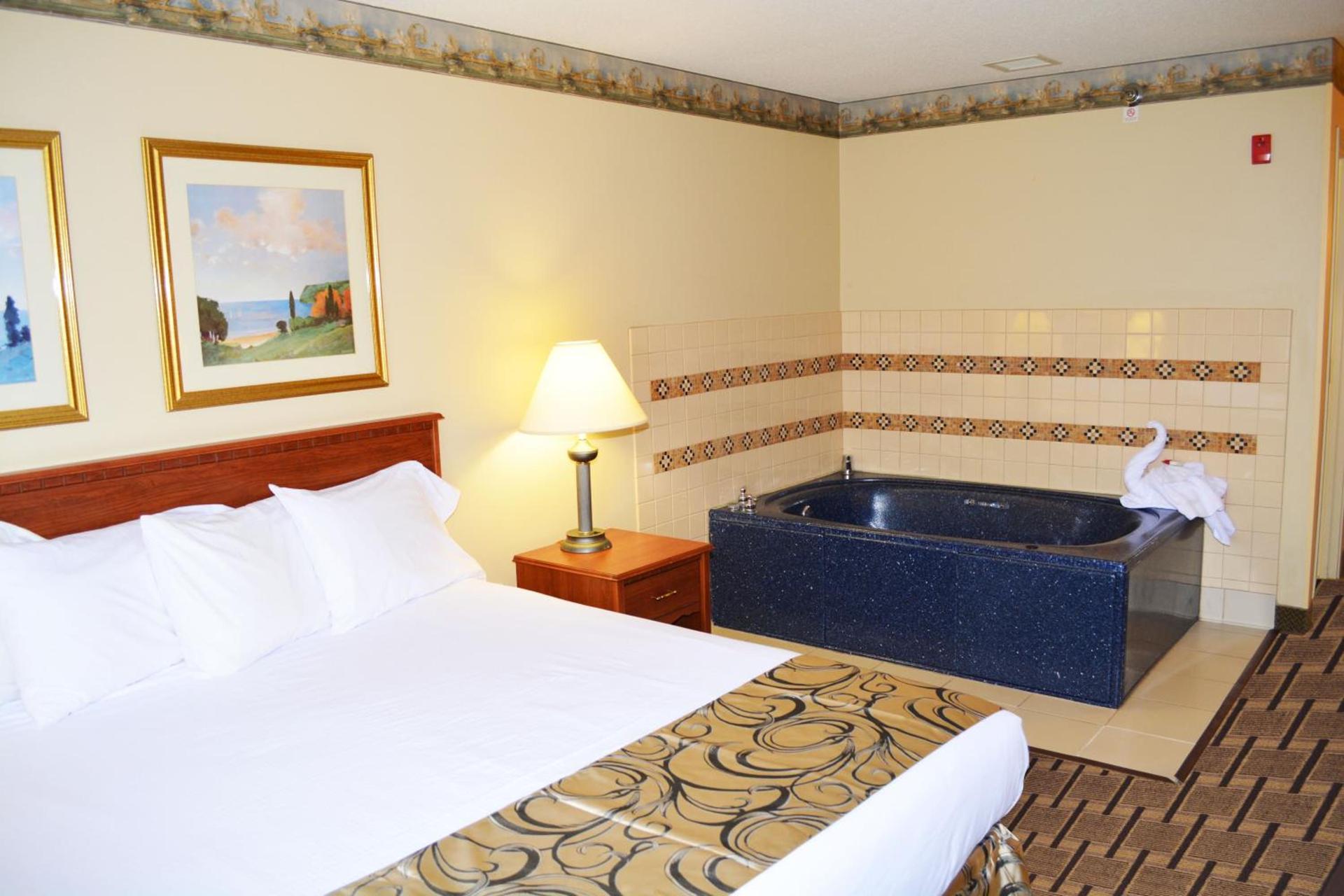 Baymont by Wyndham Waterford/Burlington WI photo 28