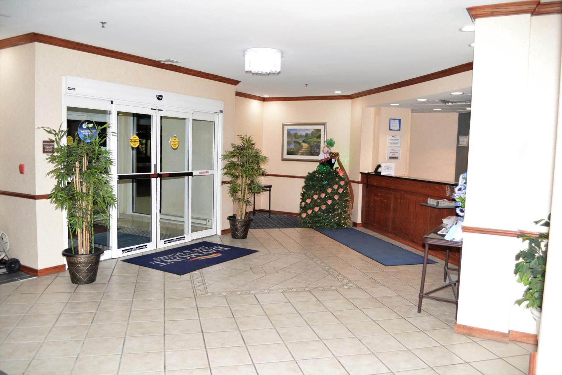 Baymont by Wyndham Waterford/Burlington WI photo 3