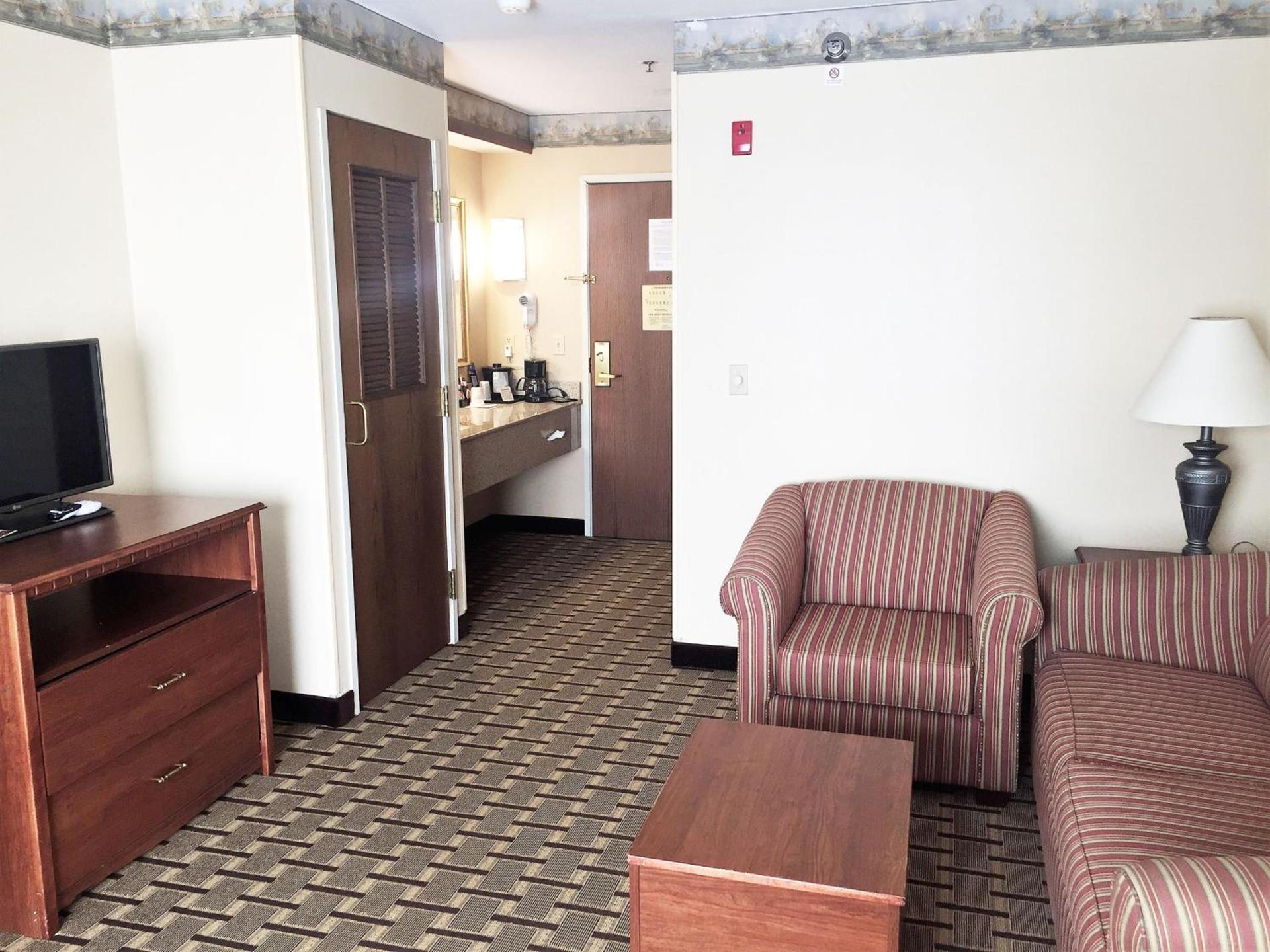 Baymont by Wyndham Waterford/Burlington WI photo 16