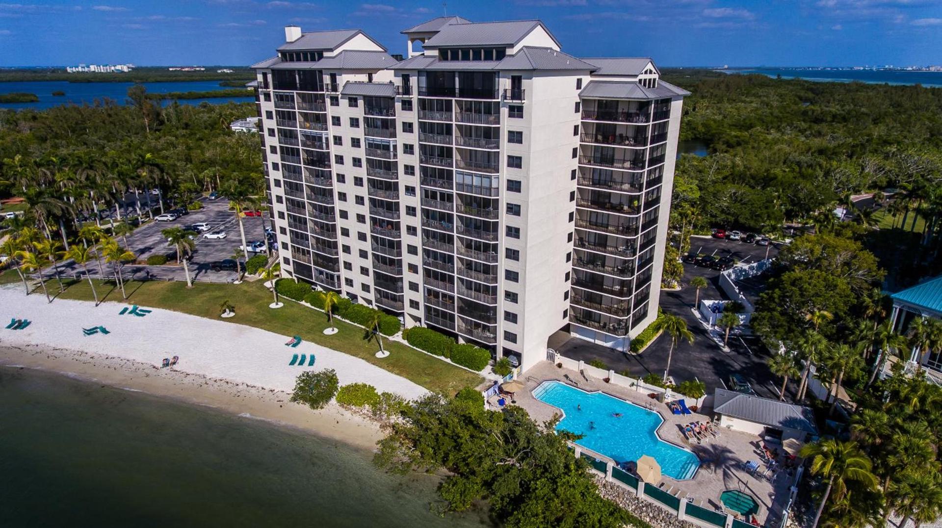 Resort Harbour Properties - Fort Myers / Sanibel Gateway photo 2