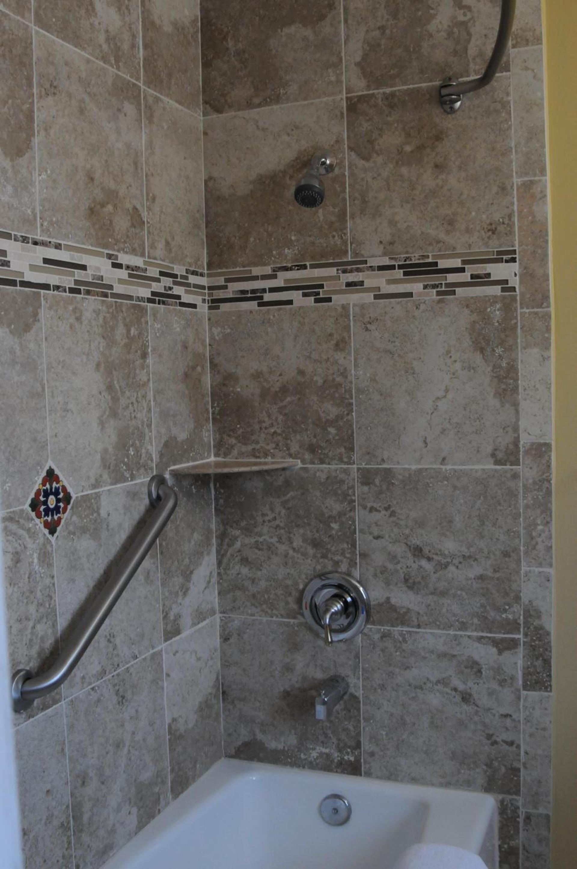 Oasis Inn and Suites photo 7