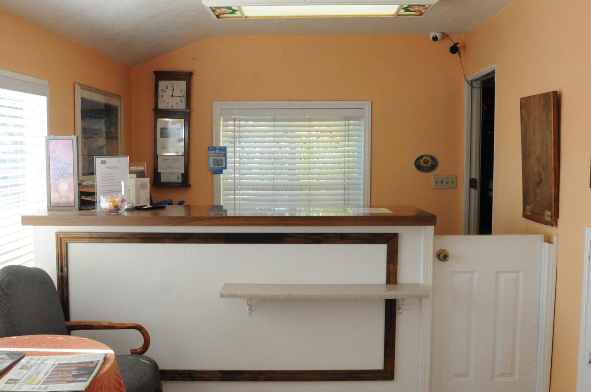 Oasis Inn and Suites photo 18