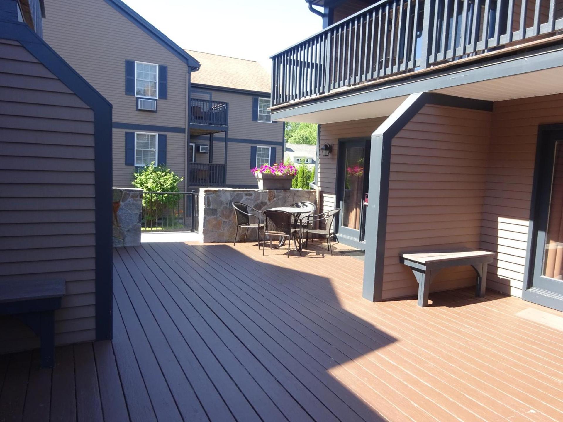Sea Rose Suites photo 11