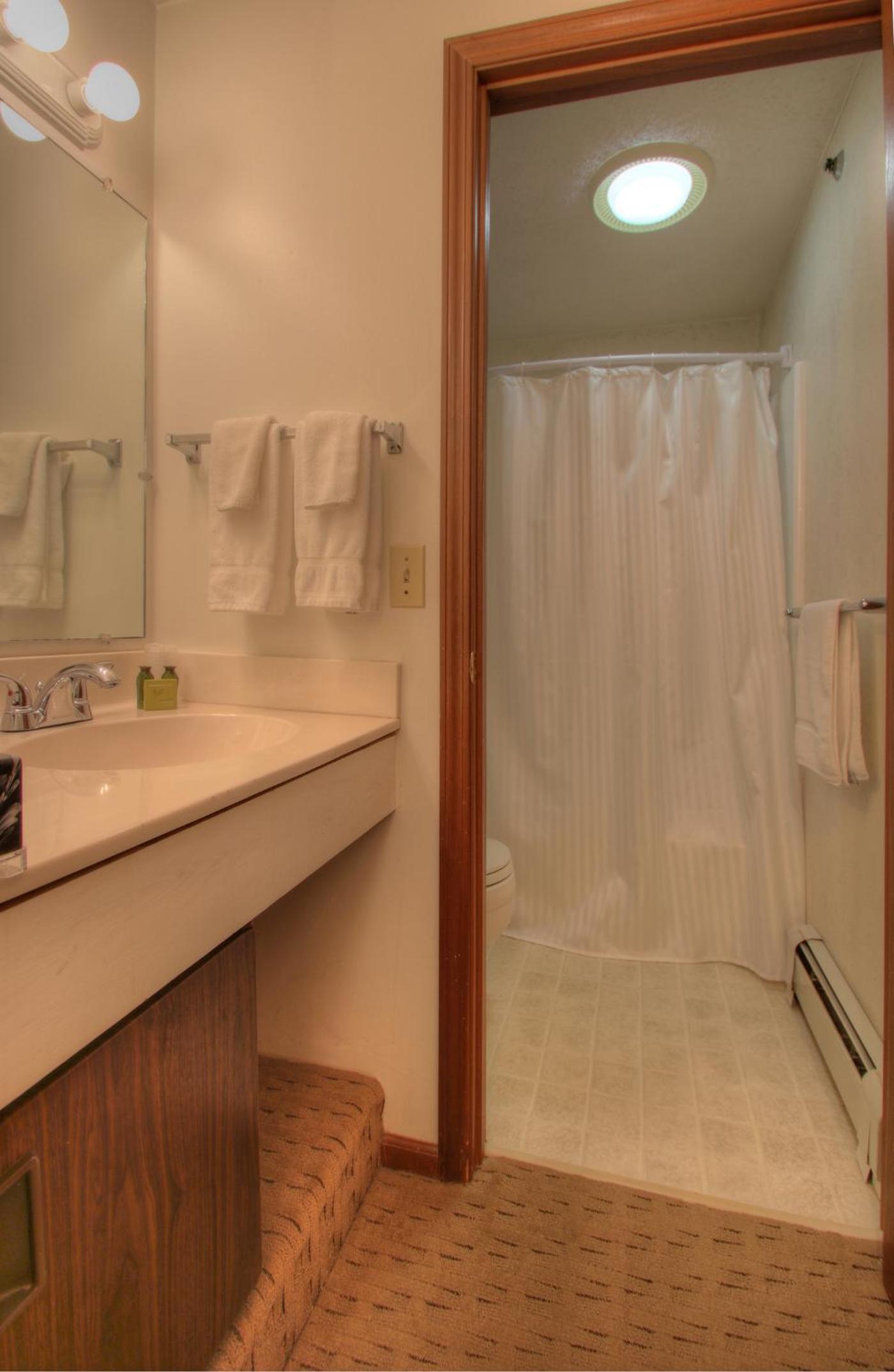 Rhumb Line Resort photo 18