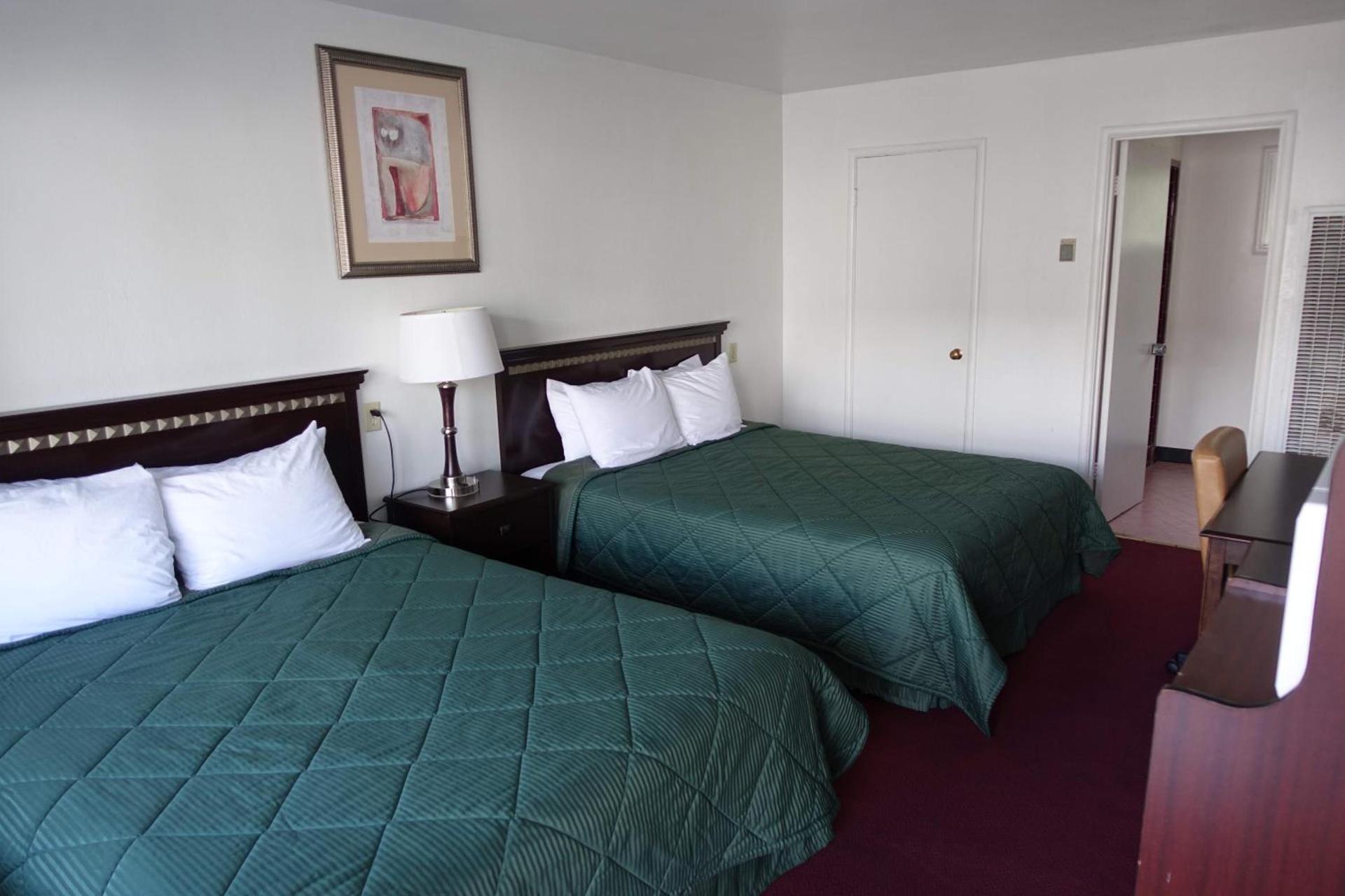 Discovery Inn - Eureka photo 9