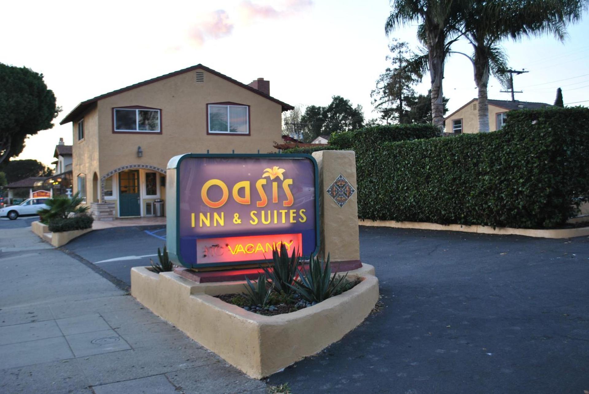 Oasis Inn and Suites photo 36