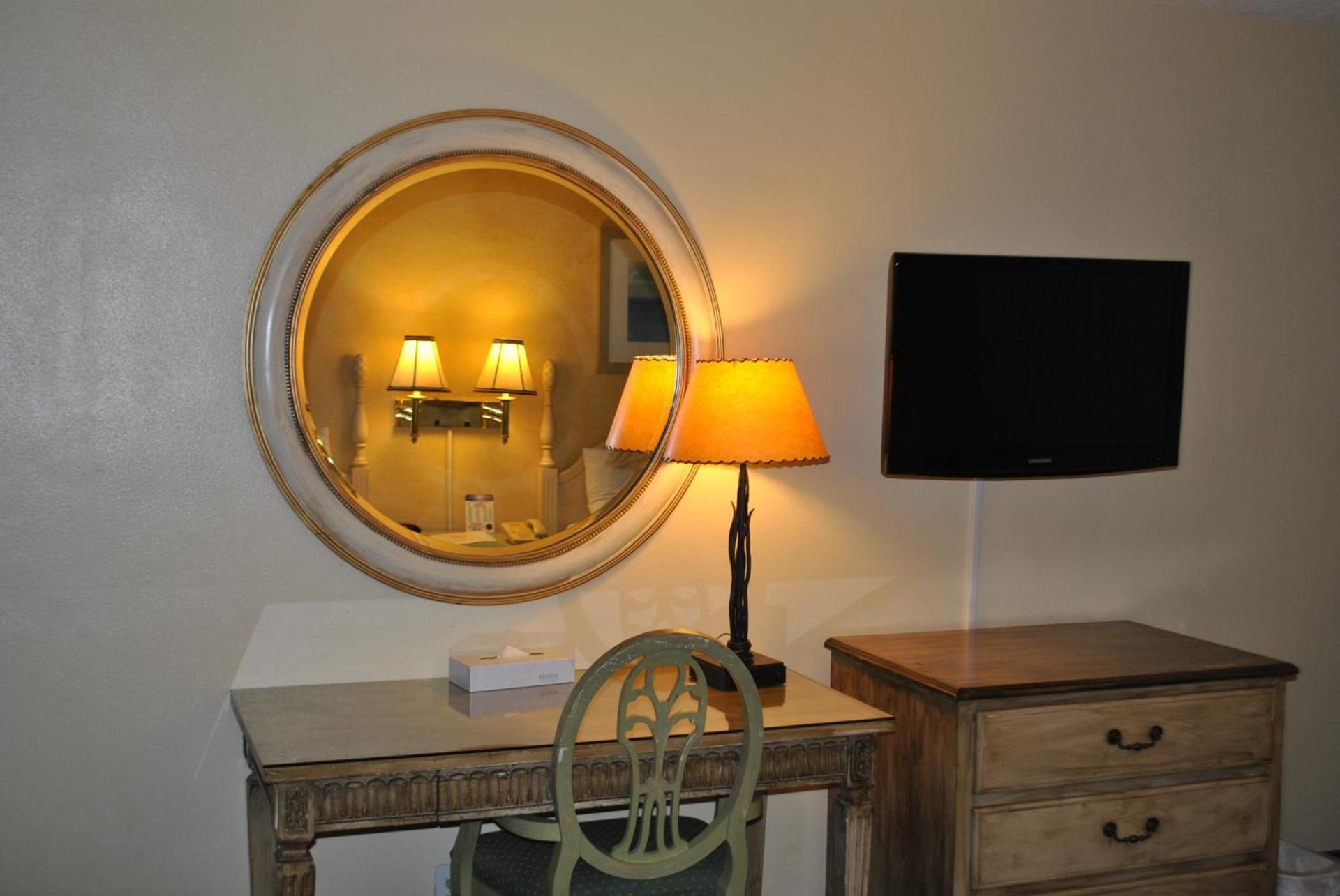 Oasis Inn and Suites photo 41