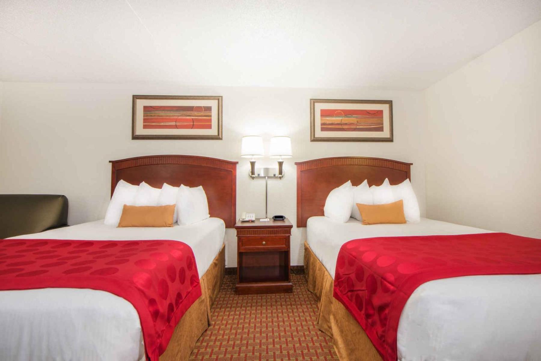 Ramada by Wyndham Enid photo 38