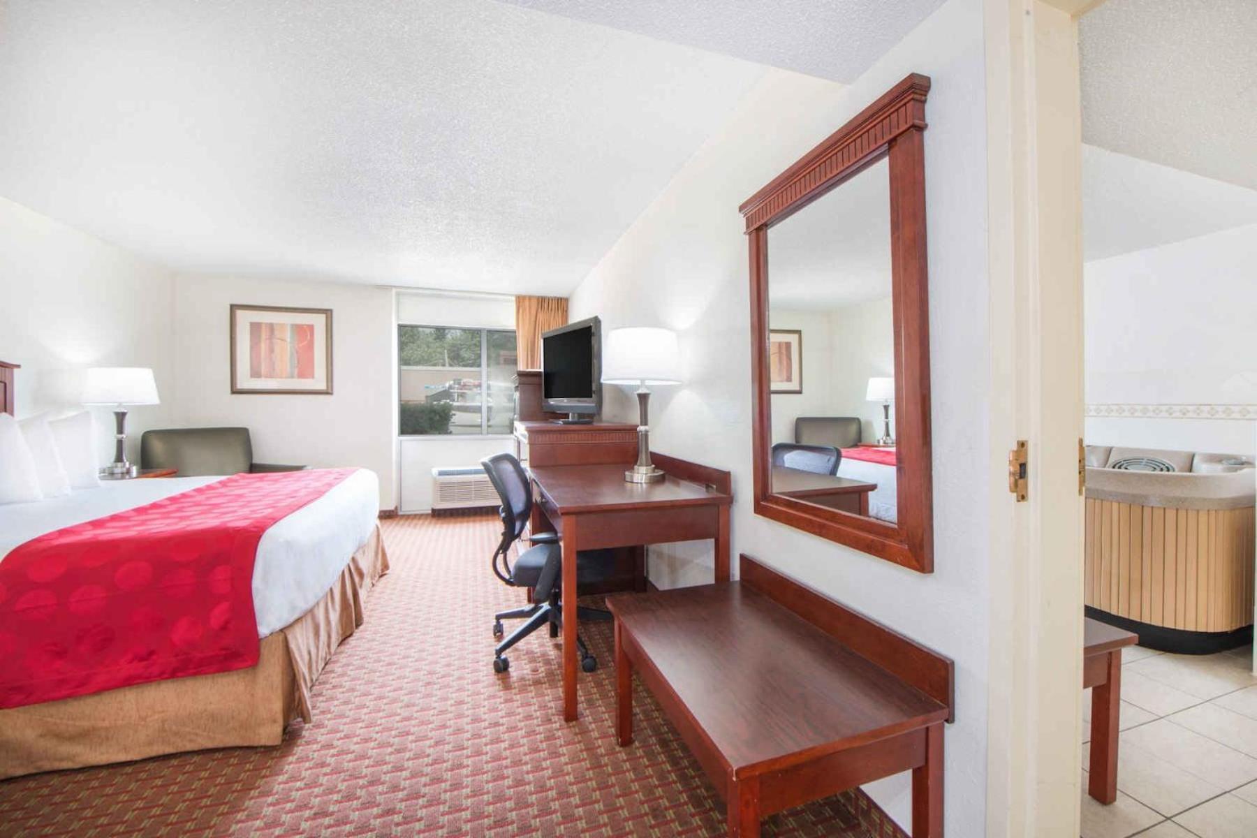 Ramada by Wyndham Enid photo 26