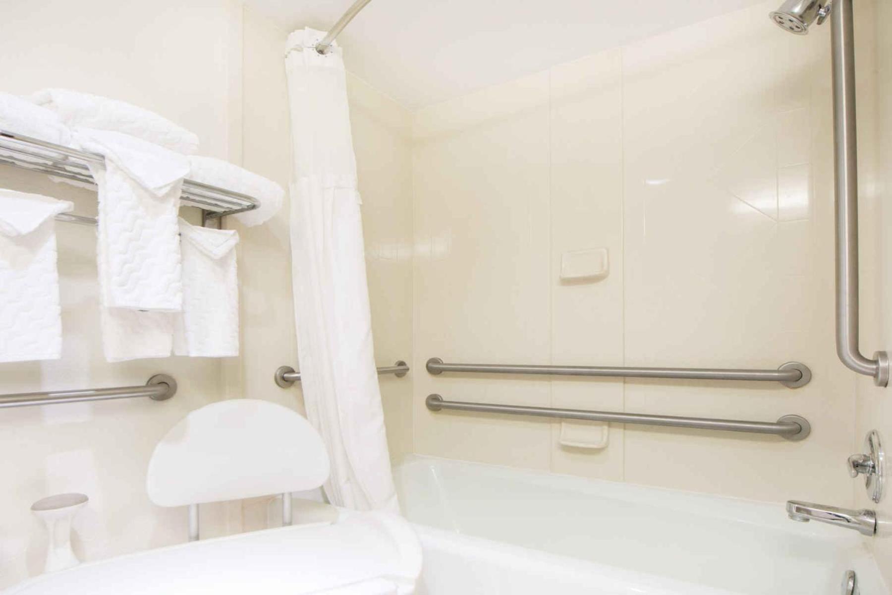 Ramada by Wyndham Enid photo 37