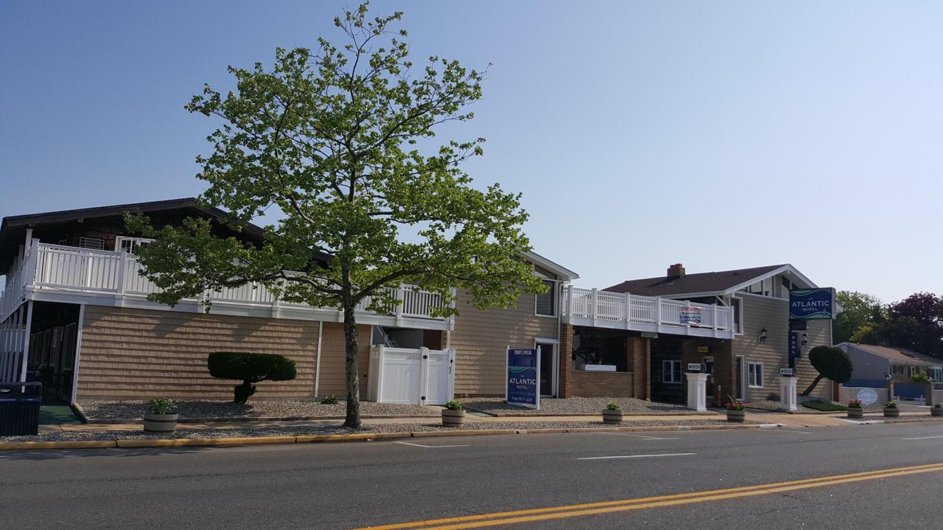 Atlantic Motel photo 10