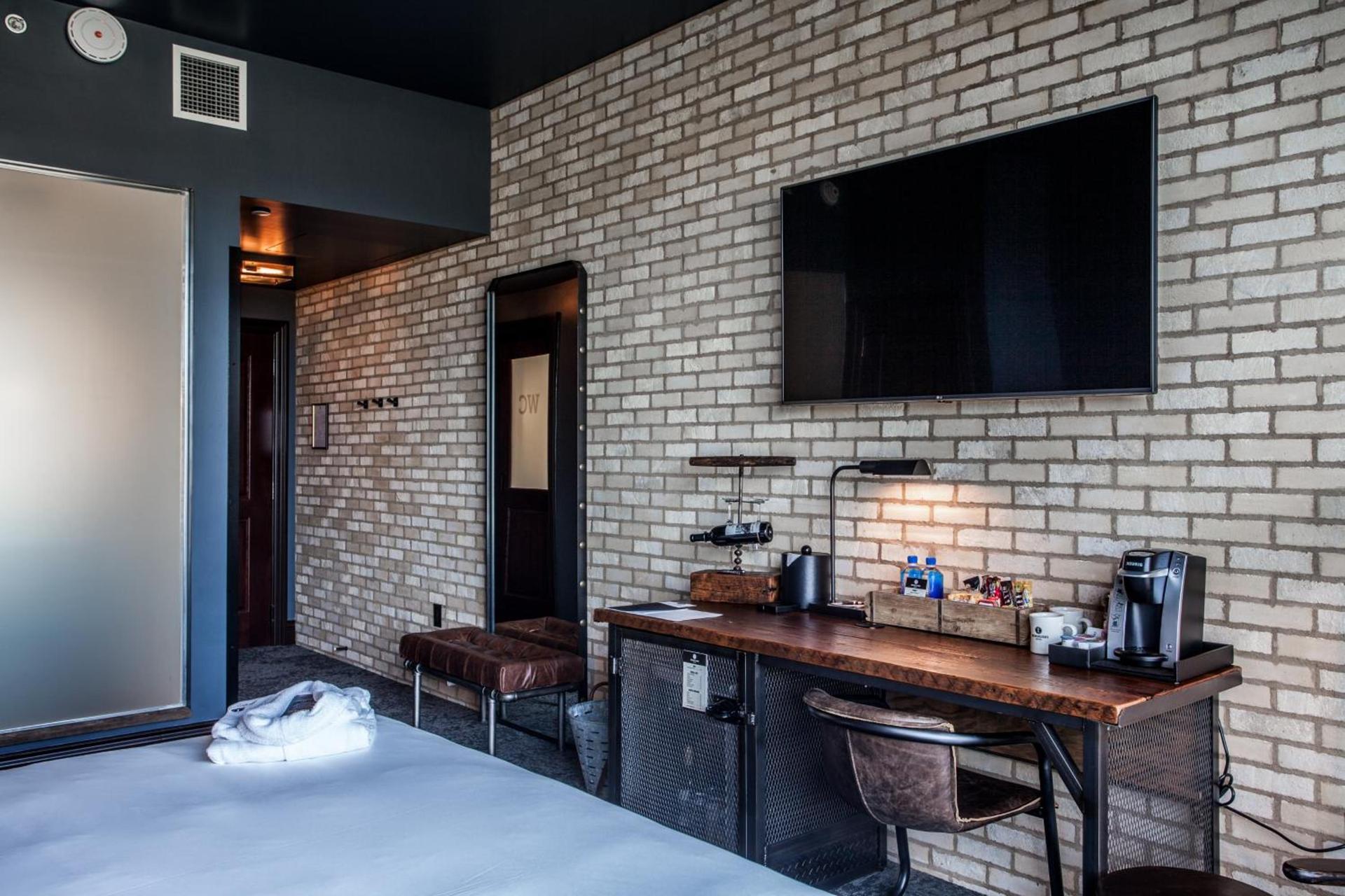 Ironworks Hotel Indy photo 56