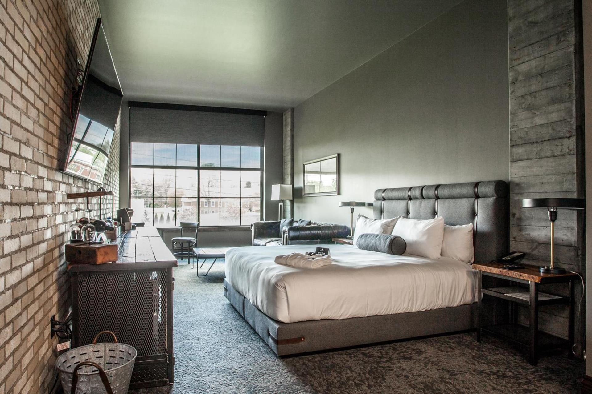 Ironworks Hotel Indy photo 53