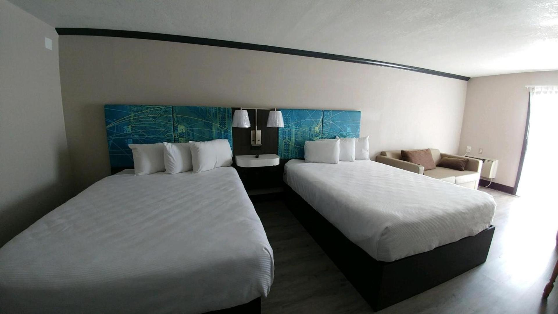 Garden City Inn photo 8