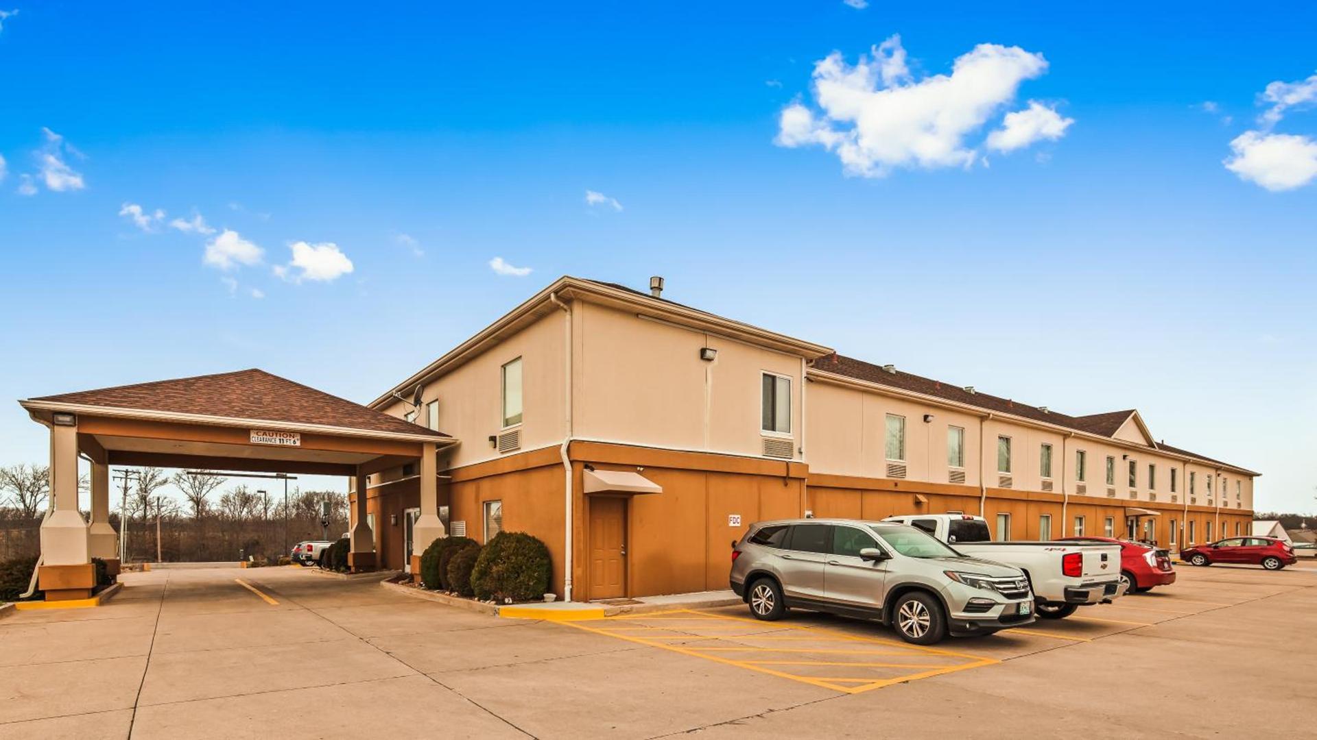 Best Western Teal Lake Inn photo 23
