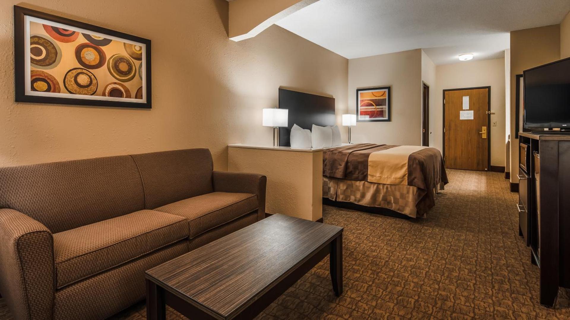 Best Western Teal Lake Inn photo 25