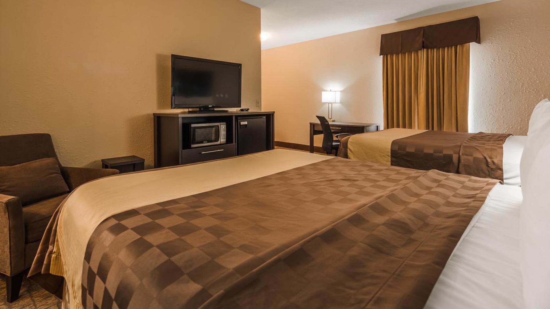 Best Western Teal Lake Inn photo 21