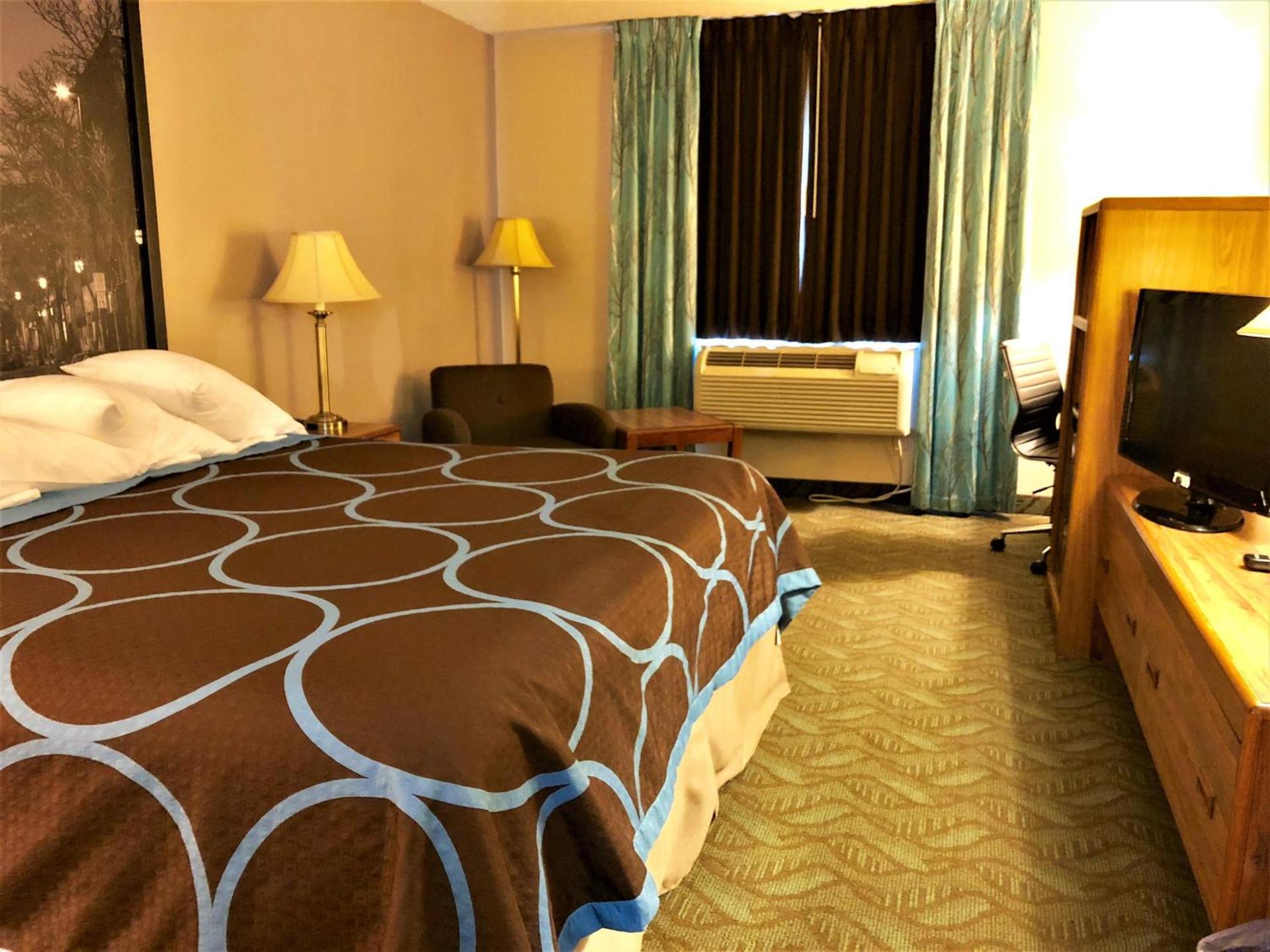 Super 8 by Wyndham Dodgeville photo 22
