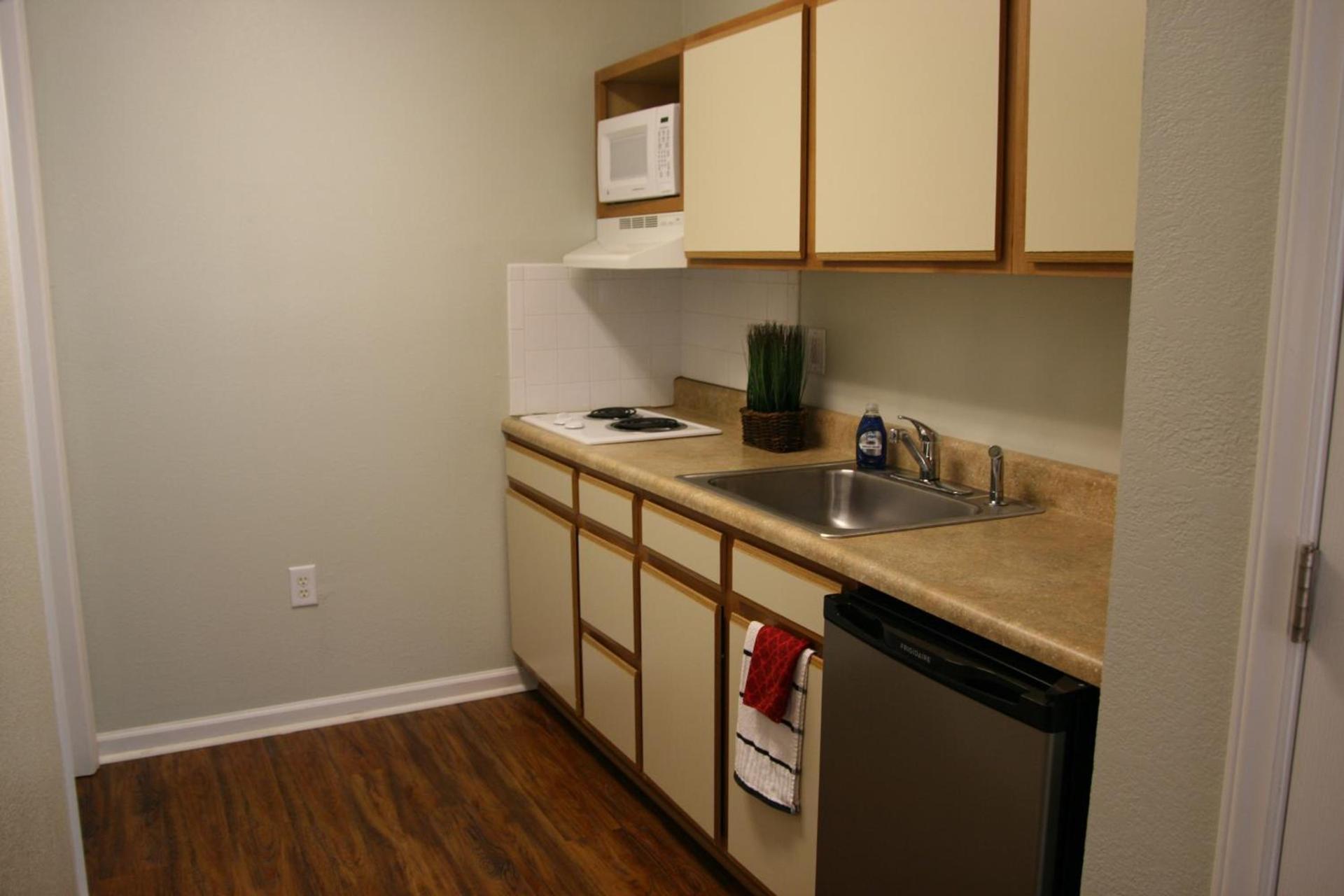 Affordable Suites Greenville photo 14