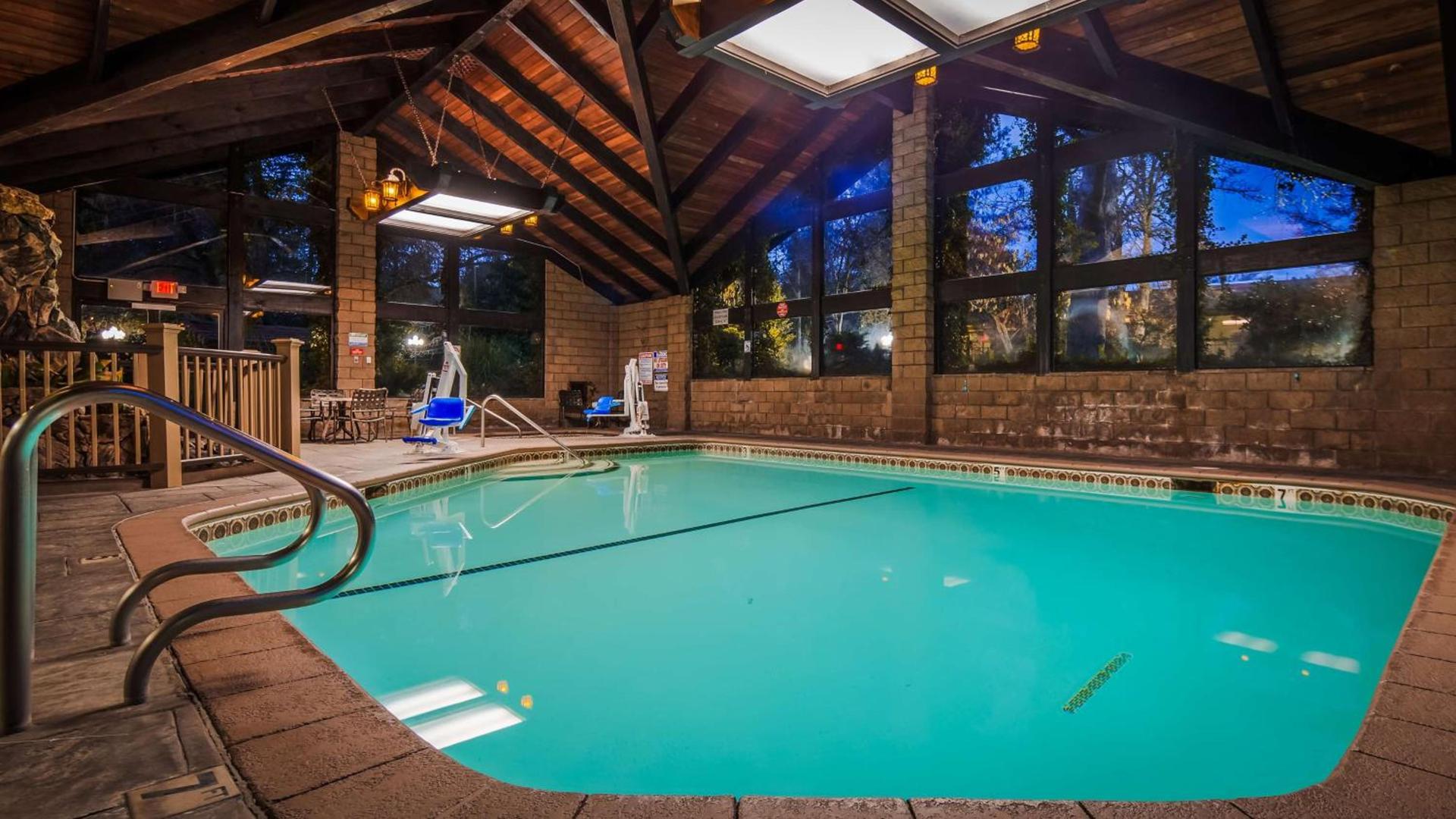 Best Western Plus Yosemite Gateway Inn photo 23