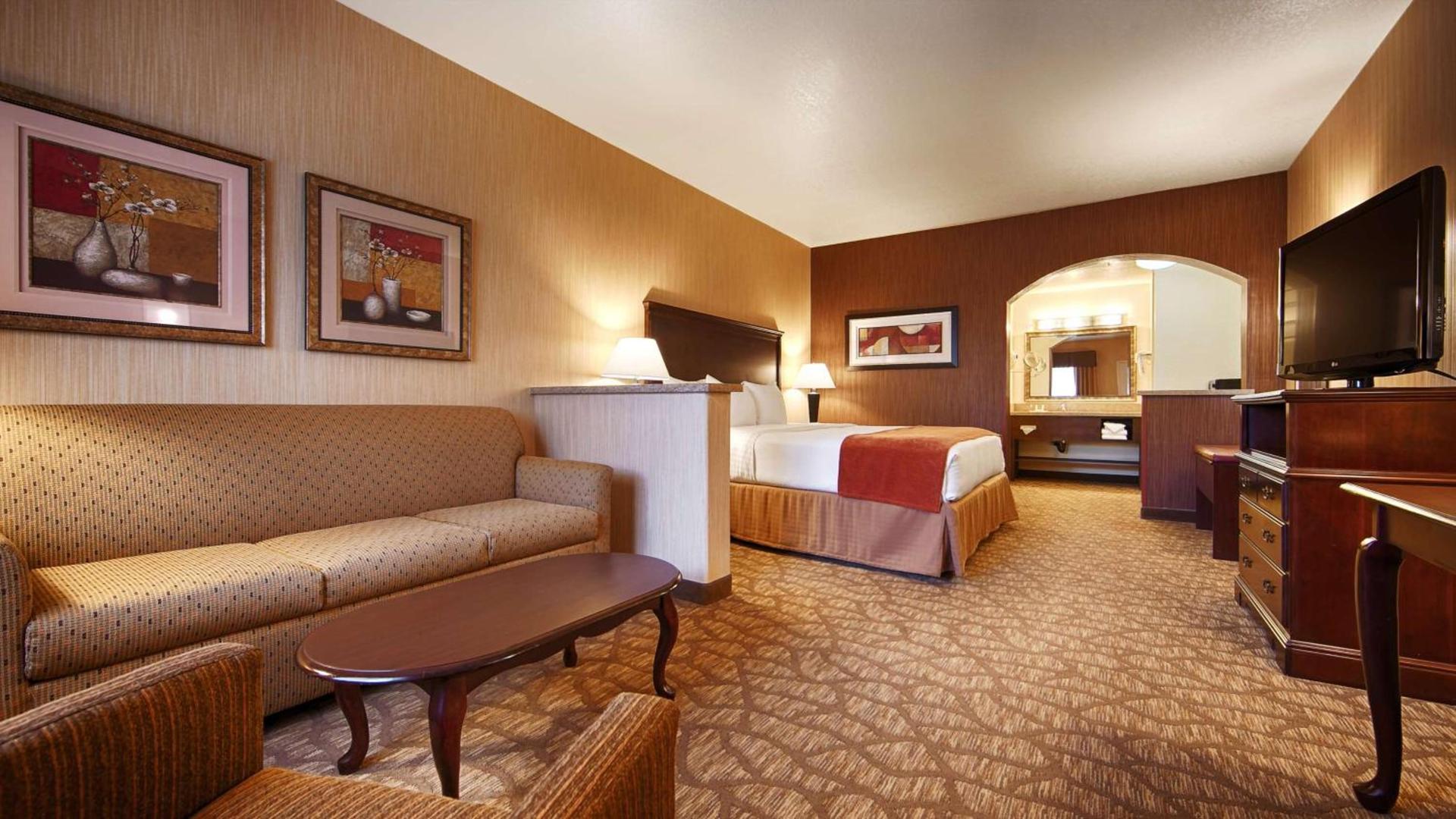 Best Western San Dimas Hotel & Suites photo 31
