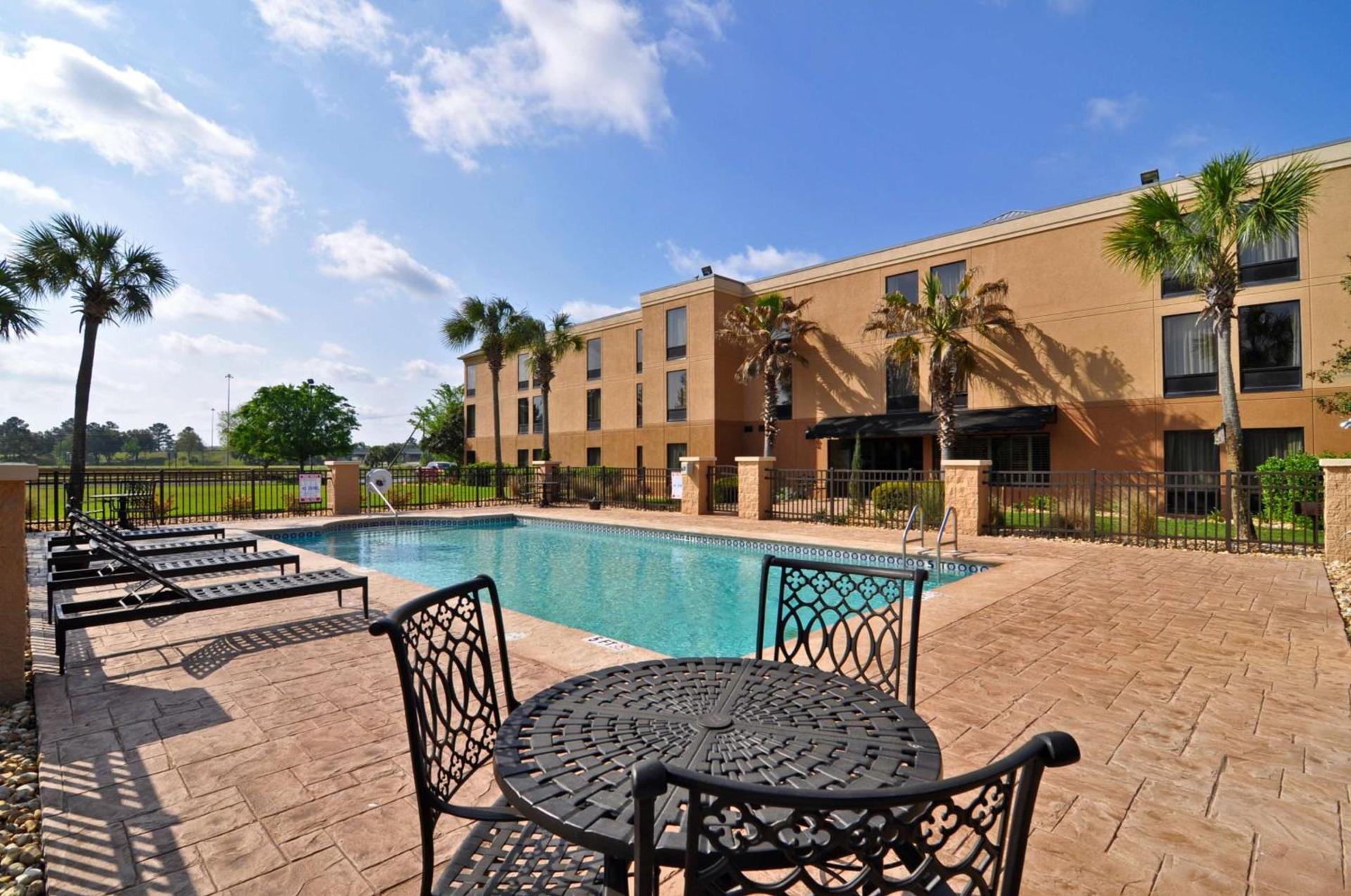 Best Western Plus Madison photo 2