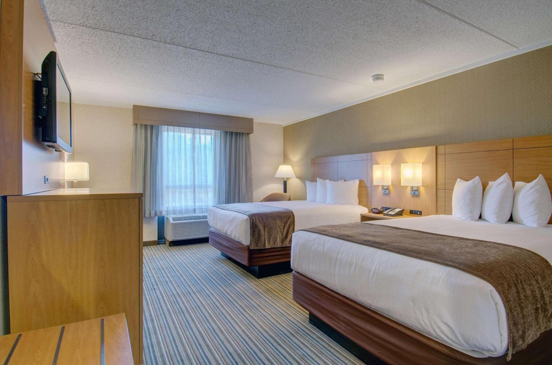 Best Western Royal Plaza Hotel and Trade Center photo 59