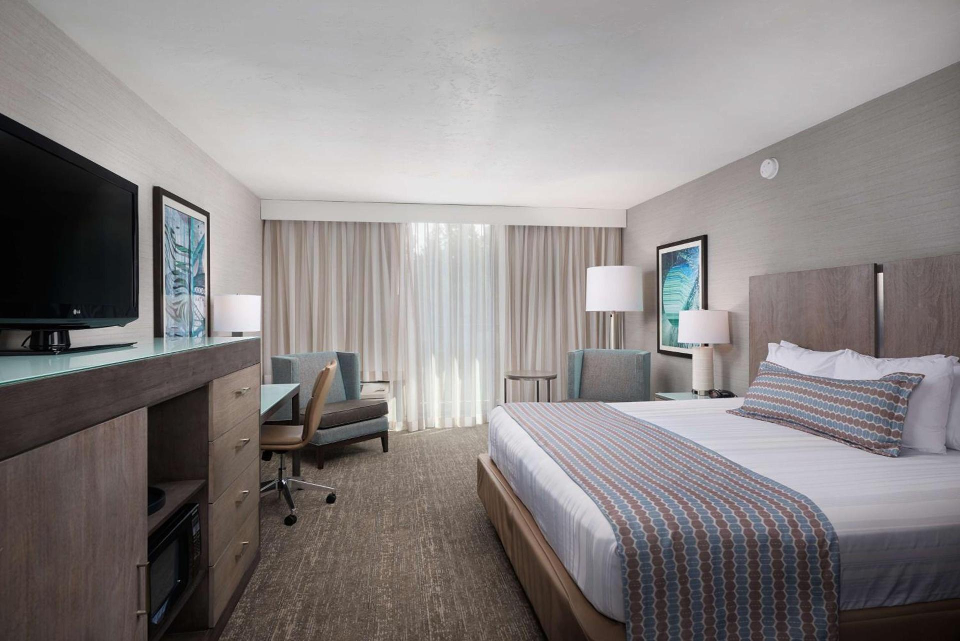 Best Western Plus Agate Beach Inn photo 15